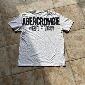 Boys Abercrombie t-shirt size 13/14 color is white and navy